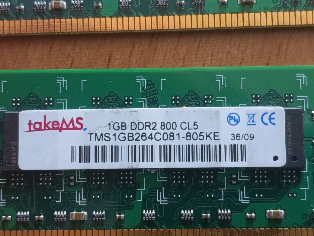 Оперативная память TakeMS 1GB DDR2 PC2-6400 (TMS1GB264C081-805KE)