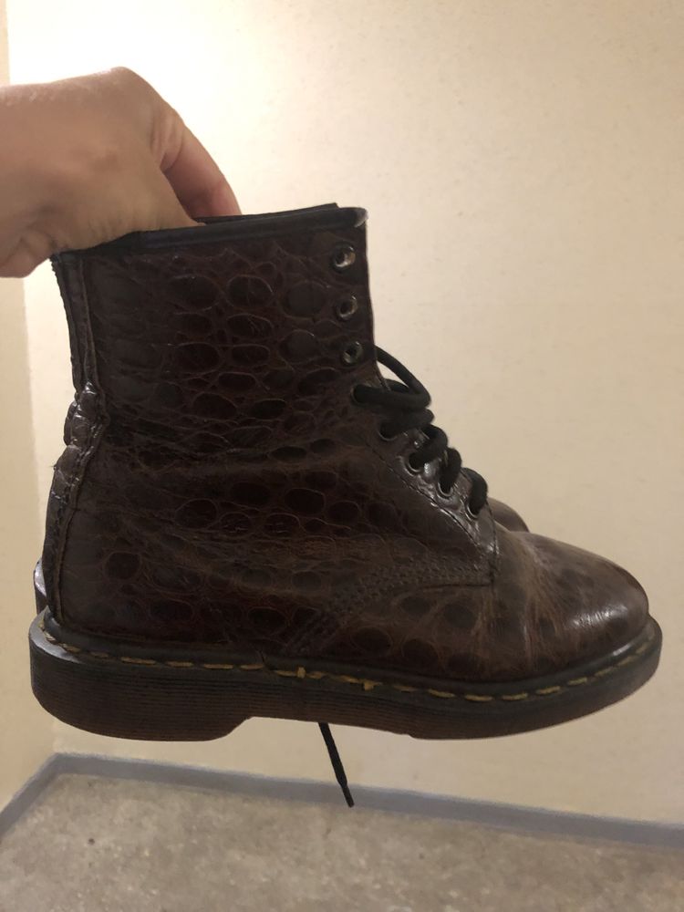 Dr Martens 39, wkł 25 cm