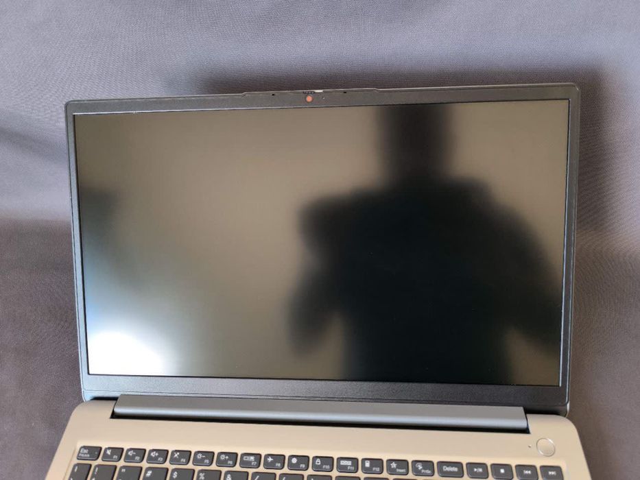 Portátil LENOVO IdeaPad Ryzen 7 5700U 16 GB 1 TB SSD