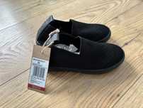 Czarne trampki wsuwane nowe 32/33