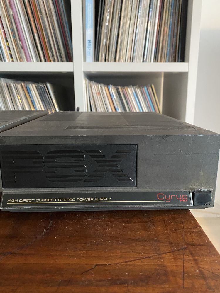 Aplificador Cyrus Mission II + psx power supply