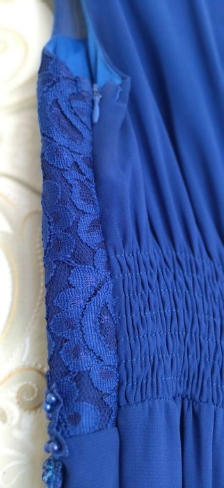 Вечірня сукня (розмір М)