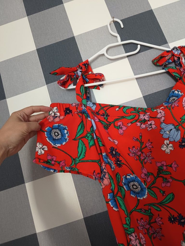 Czerwona kwiecista sukienka ala hiszpanka New Look, rozmiar 40!