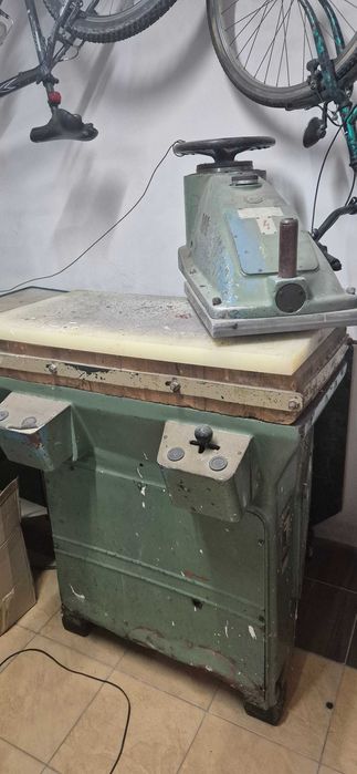 Prasa hydrauliczna do rozkroju skóry 4000 zl