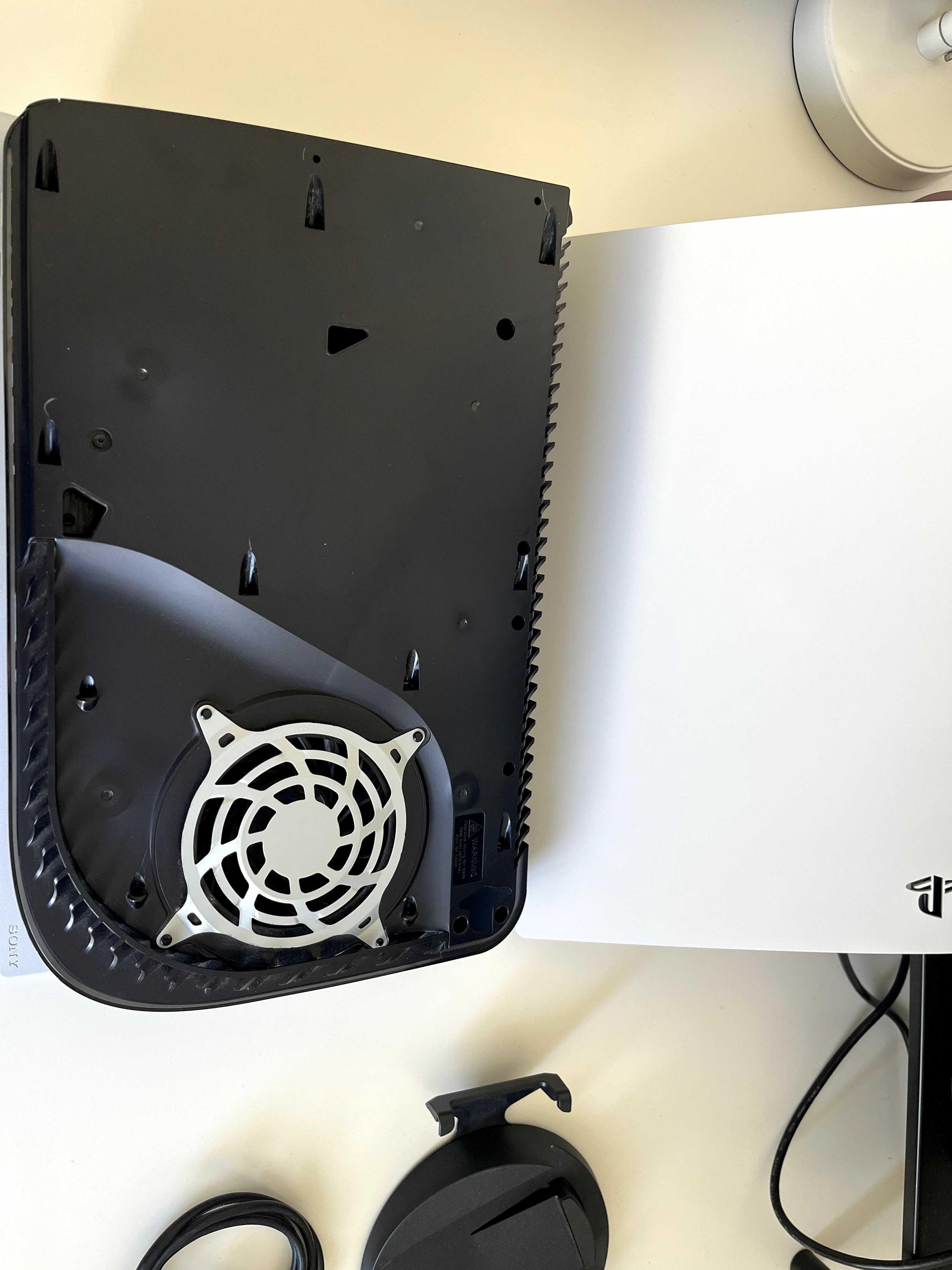 PS5 como Nova - Impecável e Estimada (Entrego na Grande Lisboa)