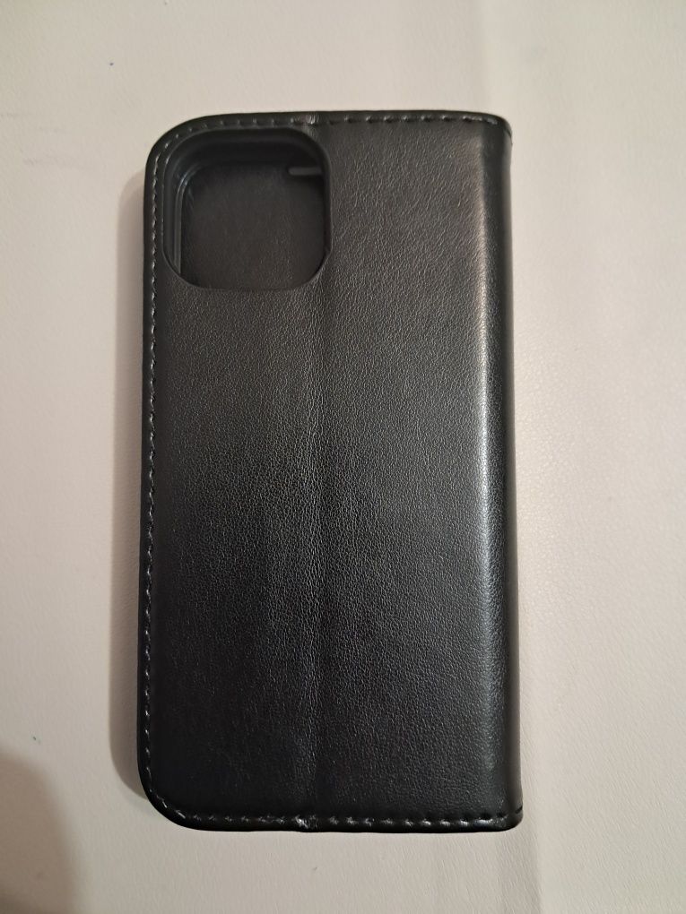 Etui na telefon Iphone 13 mini