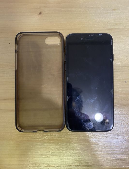 iPhone SE 2020 128GB 79%