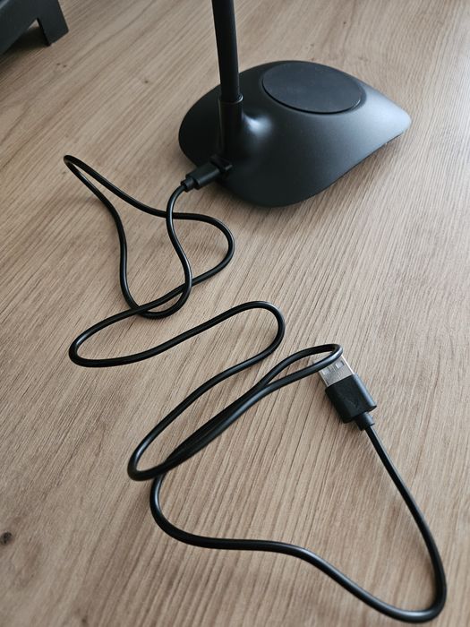 Lampka LED biurkowa