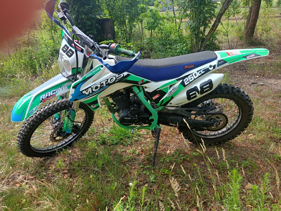 Motor Cross zielony