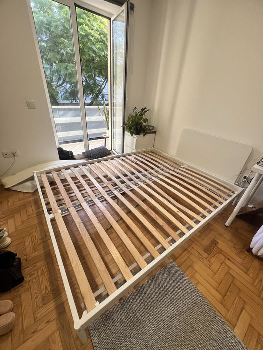 Cama casal 1,60 ikea