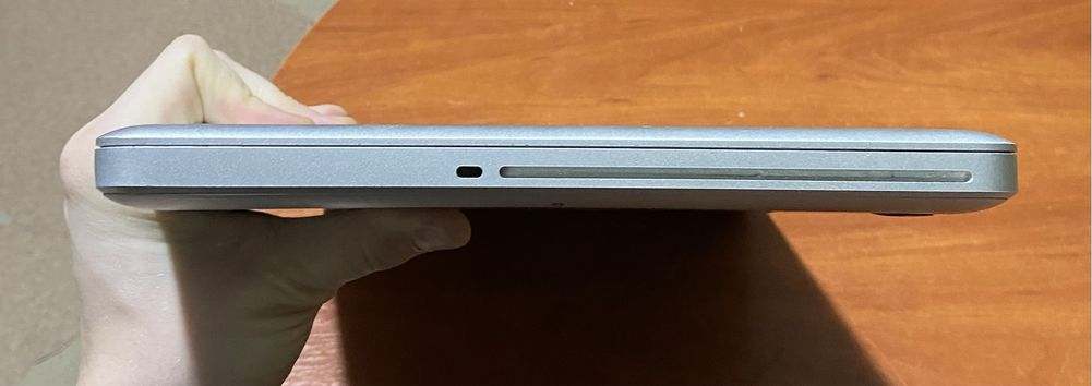 Ноутбук MacBook A1286 15"/ 4GB RAM/320GB HDD/ i5CPU! N2247