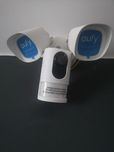 Eufy zewnetrzna  floodlight kamera