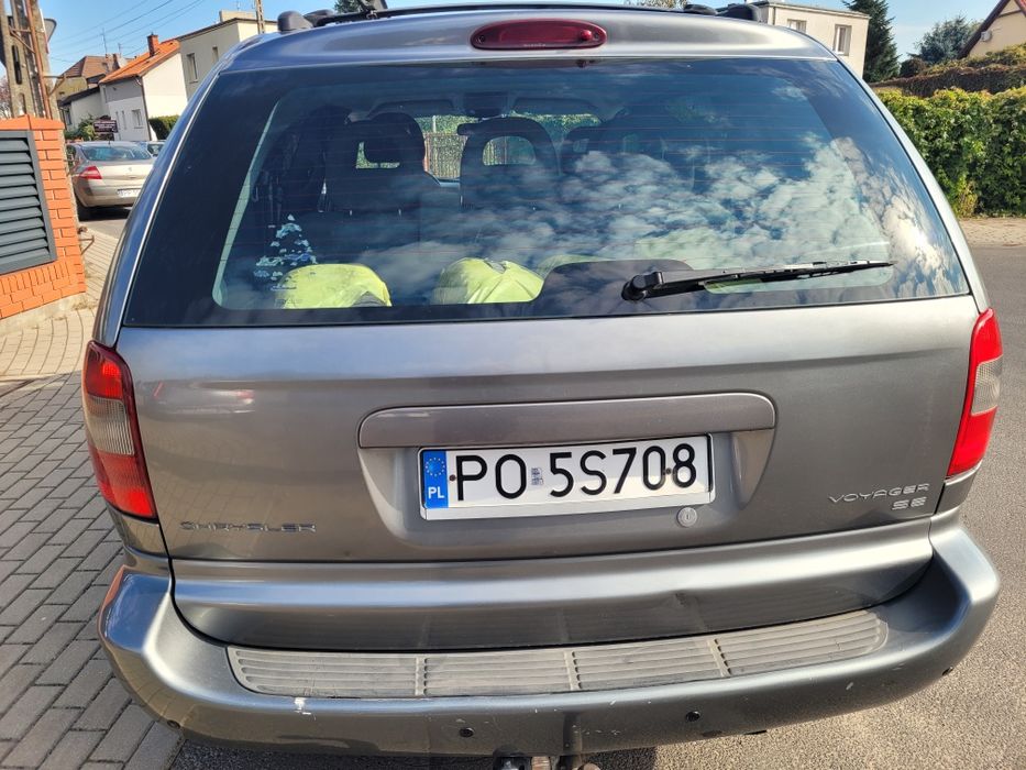 Chrysler Voyager 2.4 benzyna/ lpg  7-osób