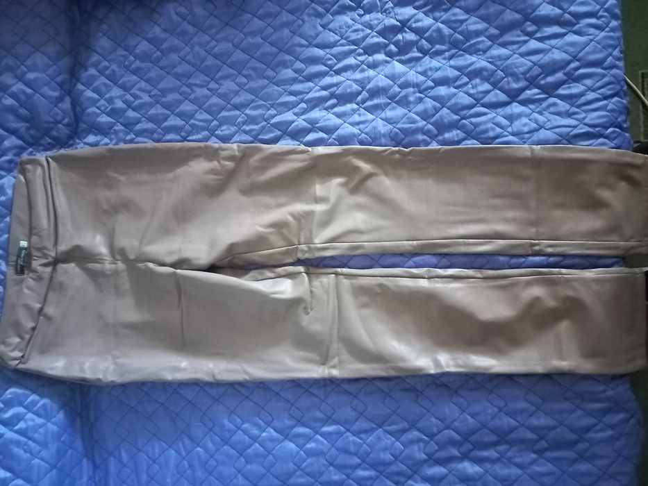 Продам штани кожзам з утепленям