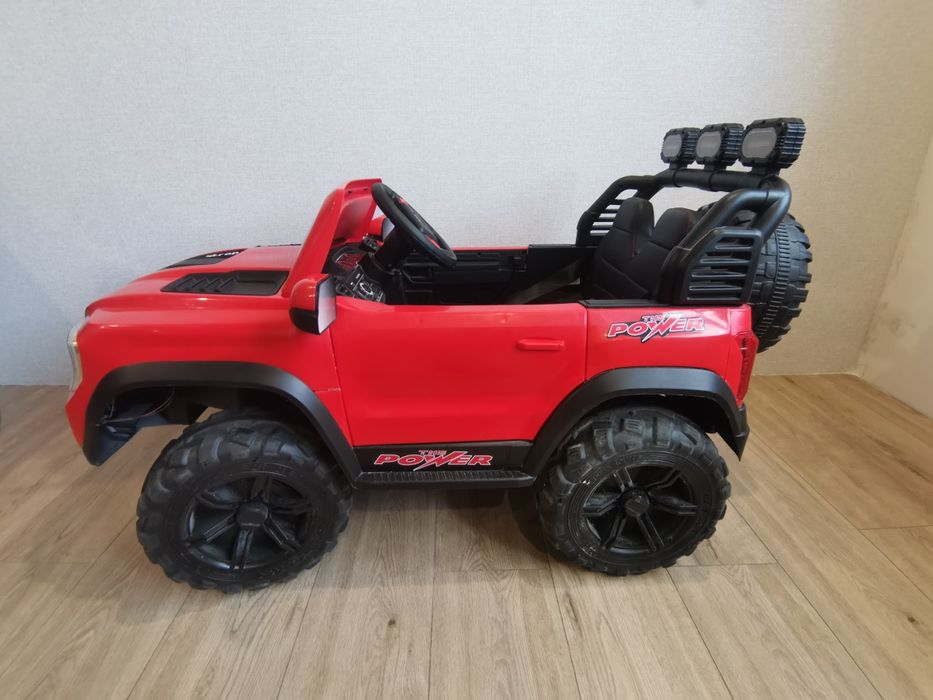 Електромобіль дитячий