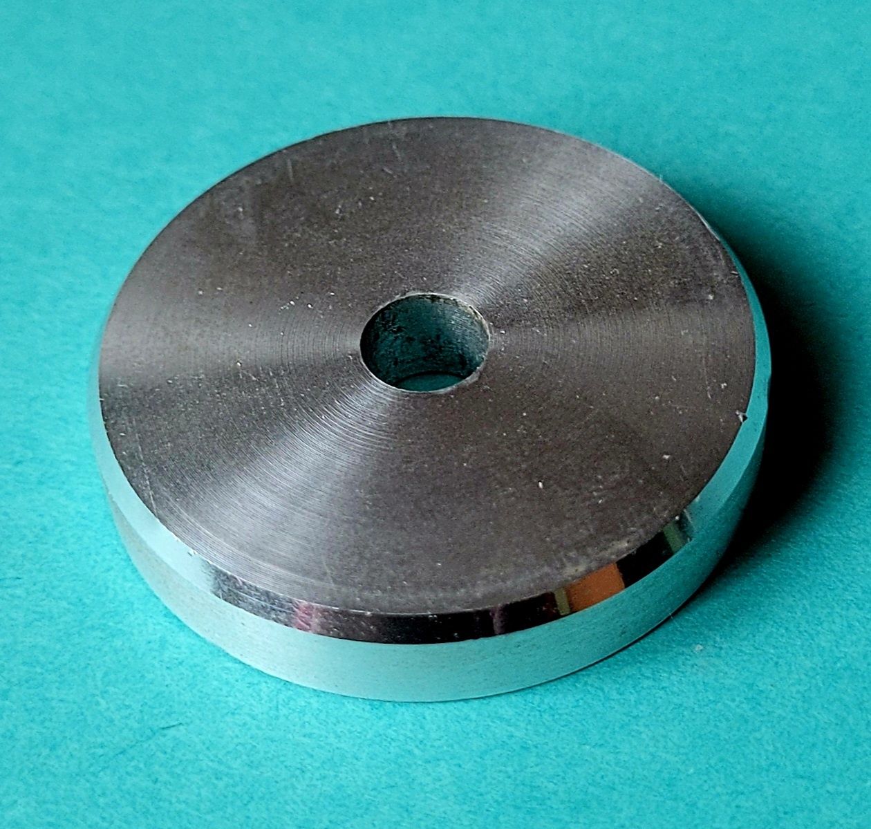 Kolekcjonerskie aluminiowe adaptery do singli lata 60-80-te XX wieku!
