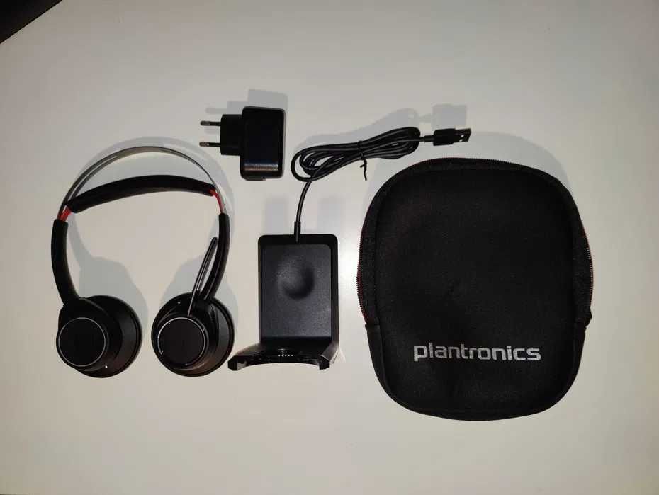 Słuchawki bezprzewodowe Plantronics Voyager FOCUS UC z bazą