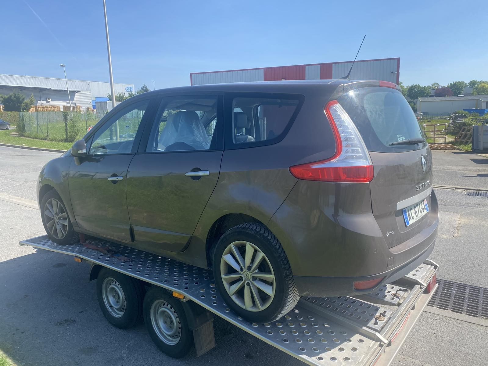 Двері дверка Renault Scenic (Рено Сценік3)