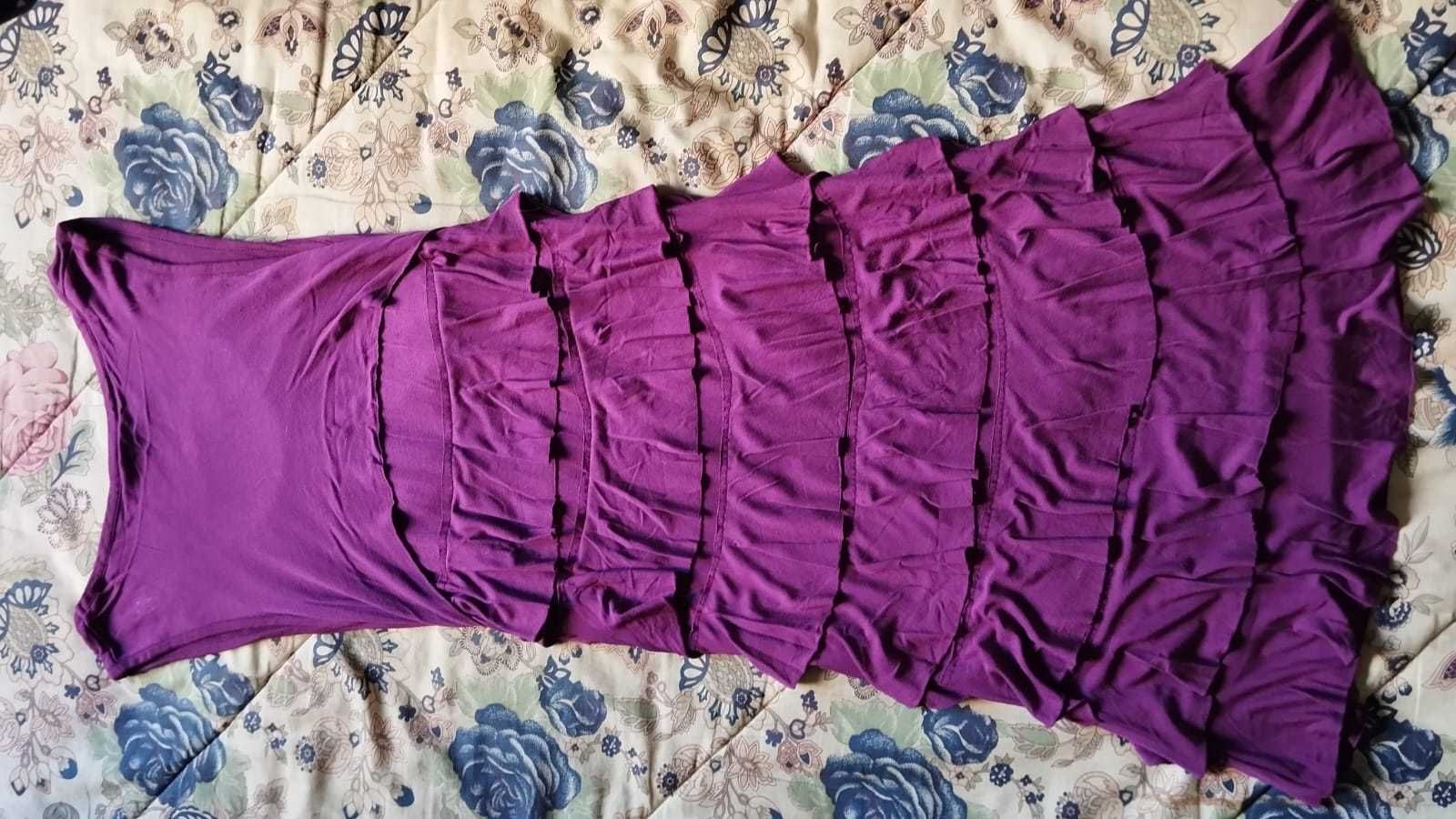 Vestido aos folhos roxo/purpura, tamanho S