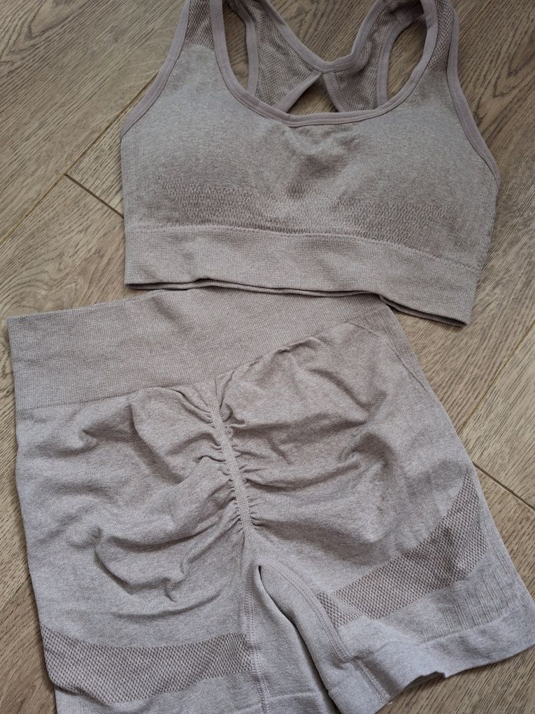 Komplet szorty i top push up