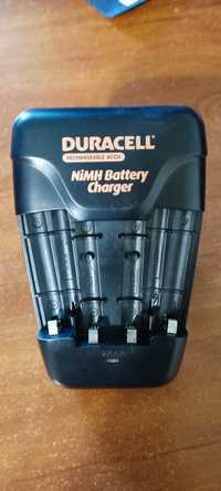 Зарядний пристрій Duracell battery charger!