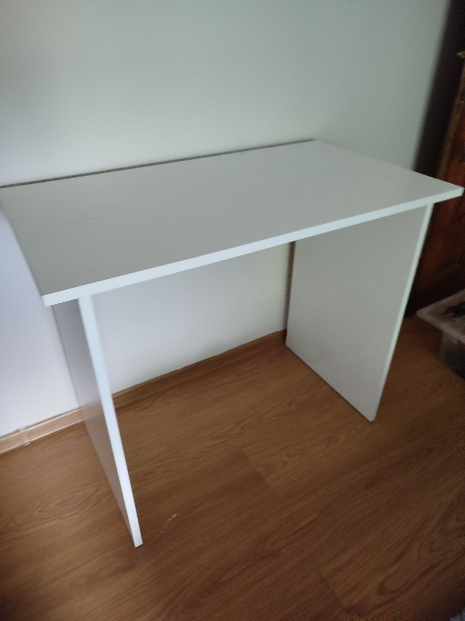 Sprzedam biurko Białe 90cm