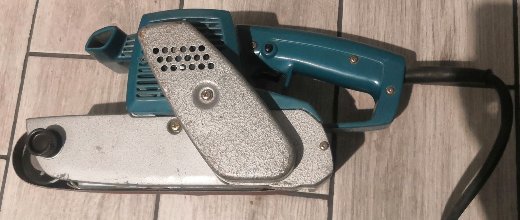 MAKITA 9924DB Szlifierka taśmowa