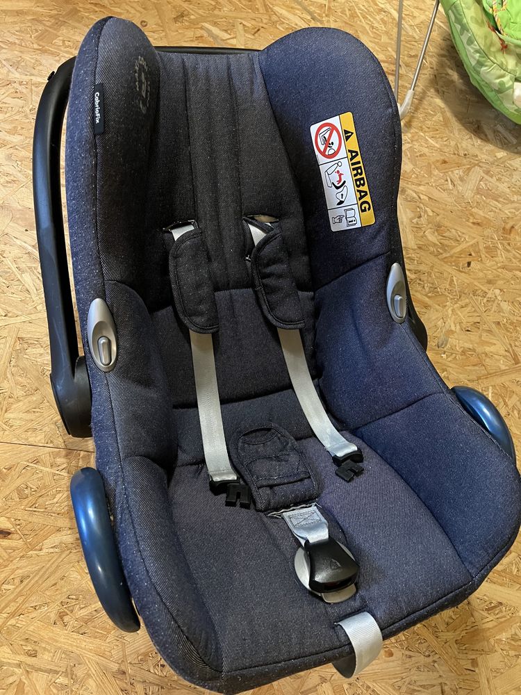 Maxi Cosi Cabrio Fix nosidełko 0-13 kg