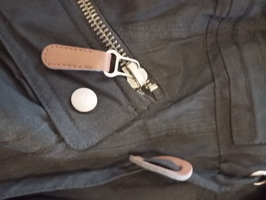 Продам парку демісезонну