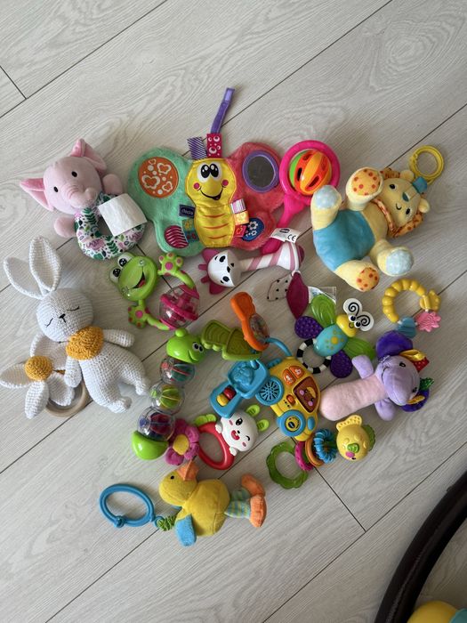 Игрушки, погремушки, грызунцы