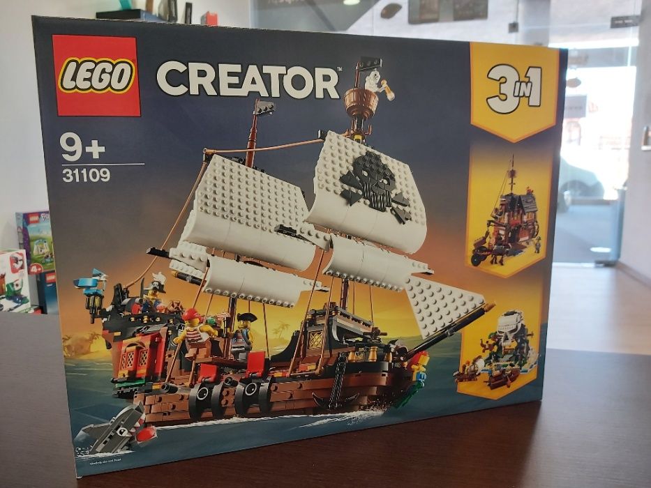 LEGO 31109 - Navio pirata (NOVO e SELADO)