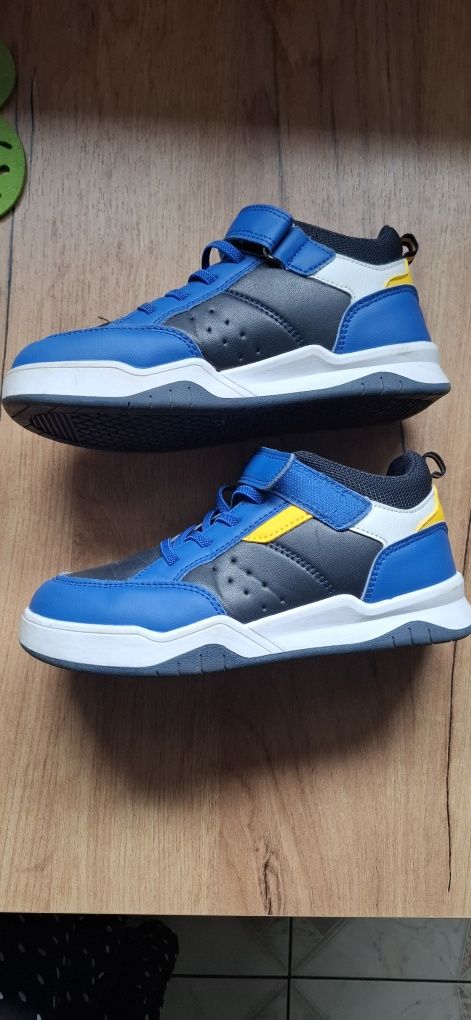 Nowe adidasy chlopiece 34