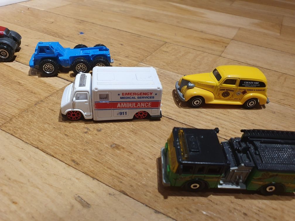 Машинки  Hot weels  Mattel