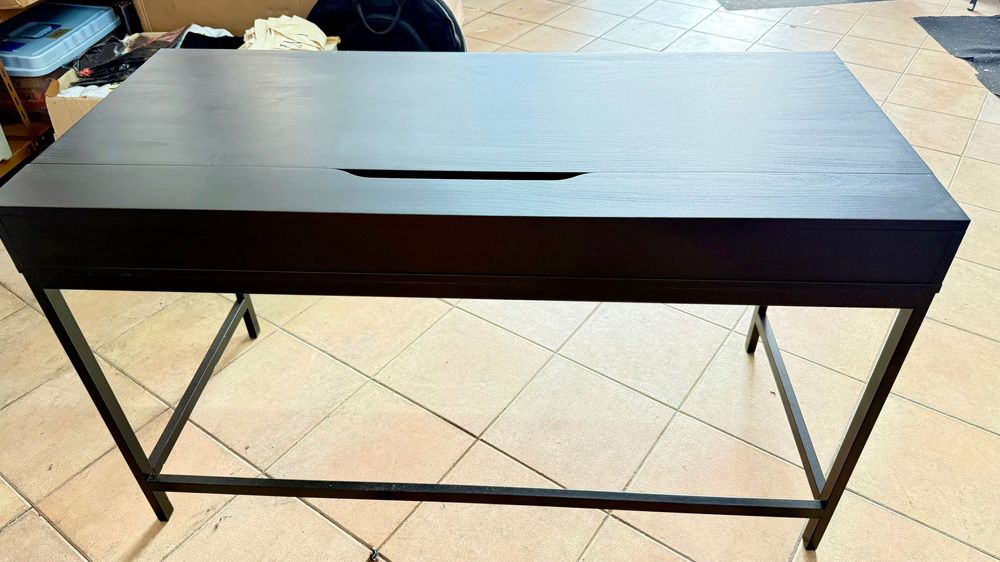IKEA :  Secretária Alex e Cadeira Idolf : quase novos