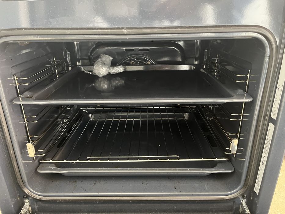 Vendo Fogão + Placa Vitrocerâmica (com fatura)