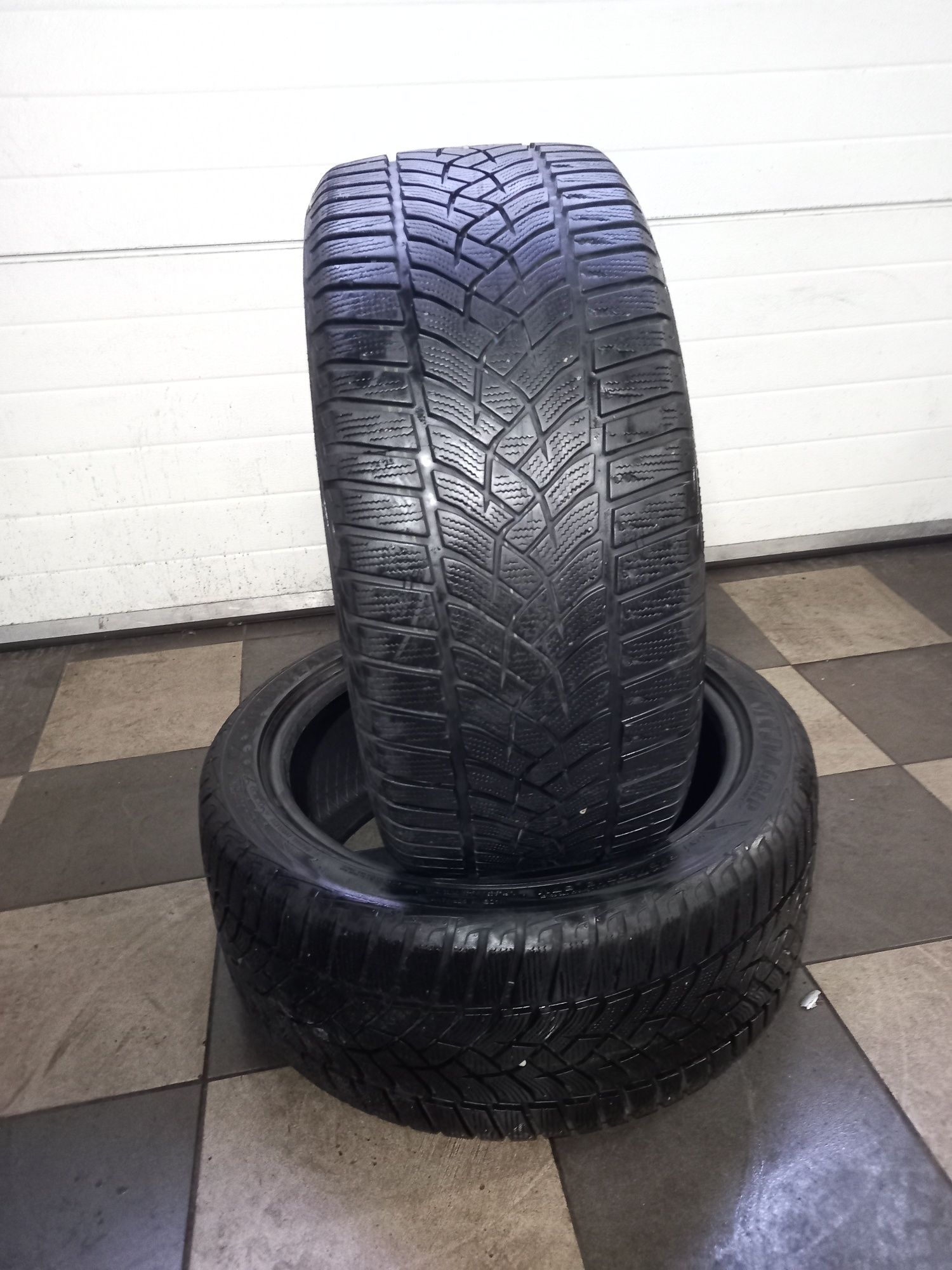 Opony zimowe GoodYear ultra grip 245x40x18 6mm 98V zima