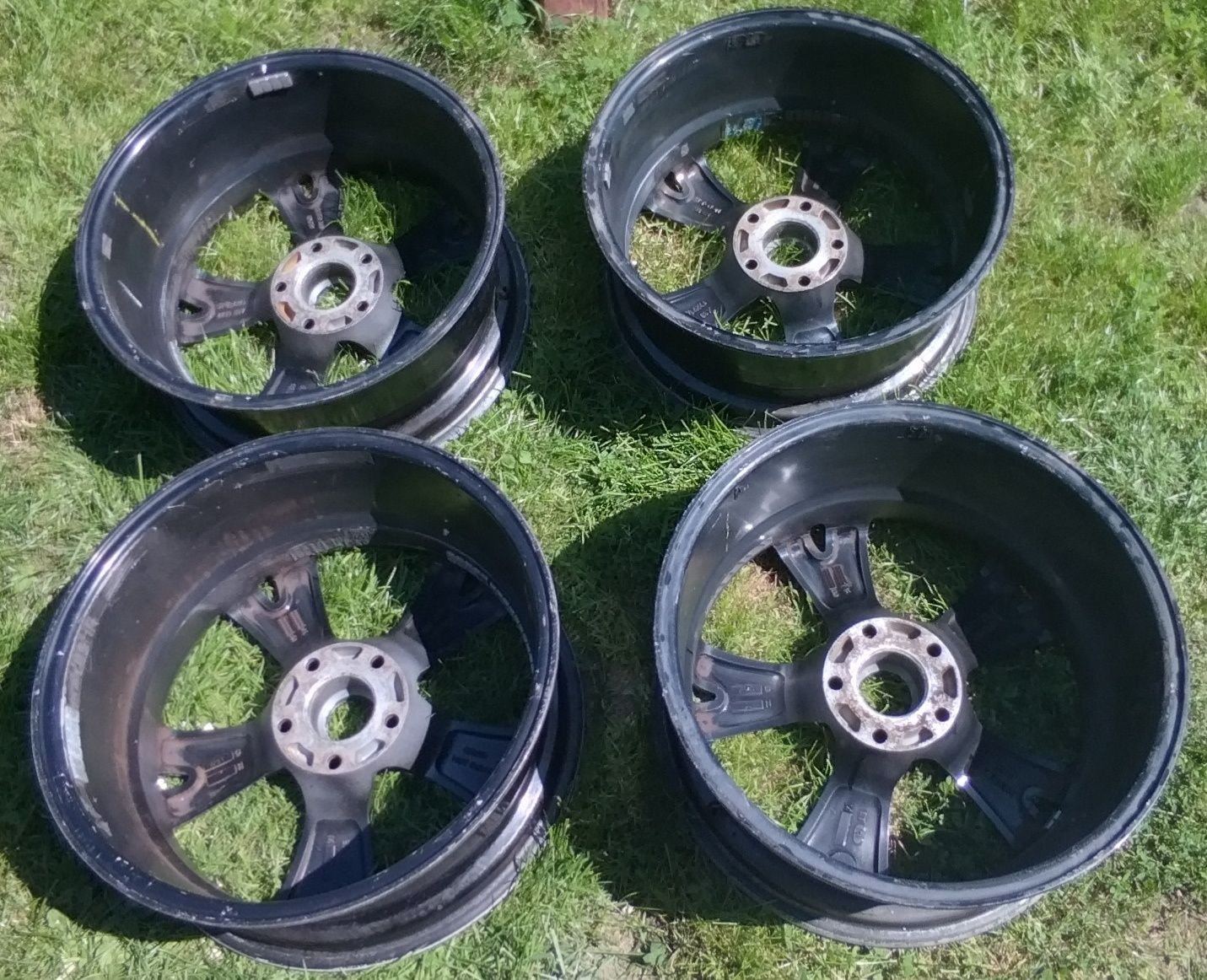 Komplet Felg , R17 , 5x112 , do A4 B8 , ET 35