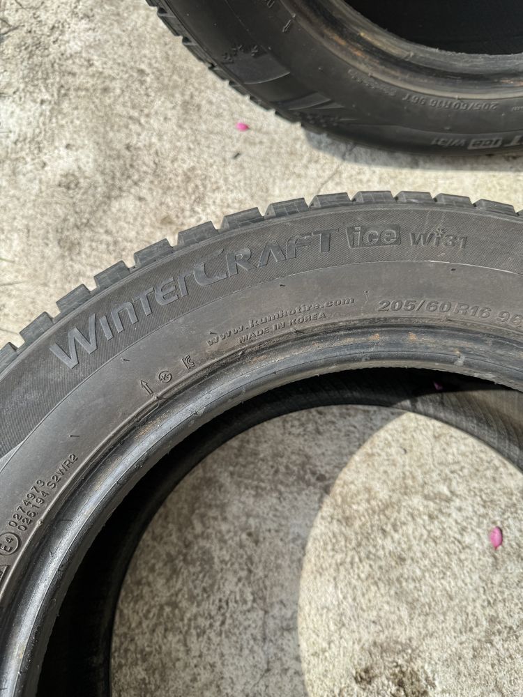 Шини зимові шиповані Kumho Winter Craft Ice wi 31