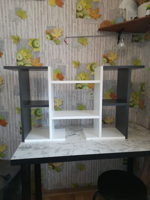 Поличка,полка на стіну.