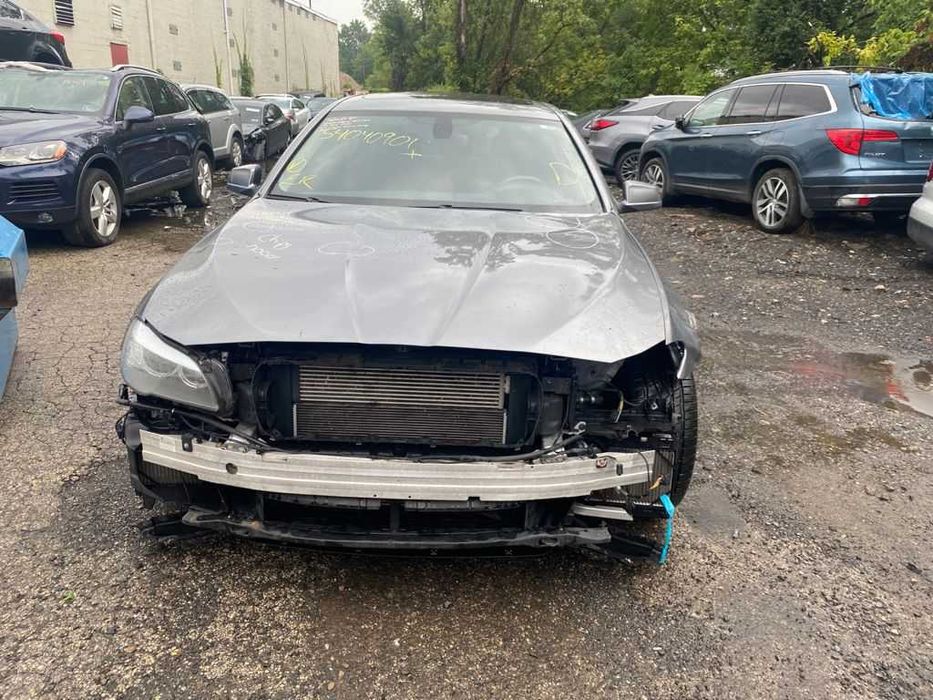 Топливная рампа n63 с BMW F10 550XI 4.4 N63B44A Разборка Шрот