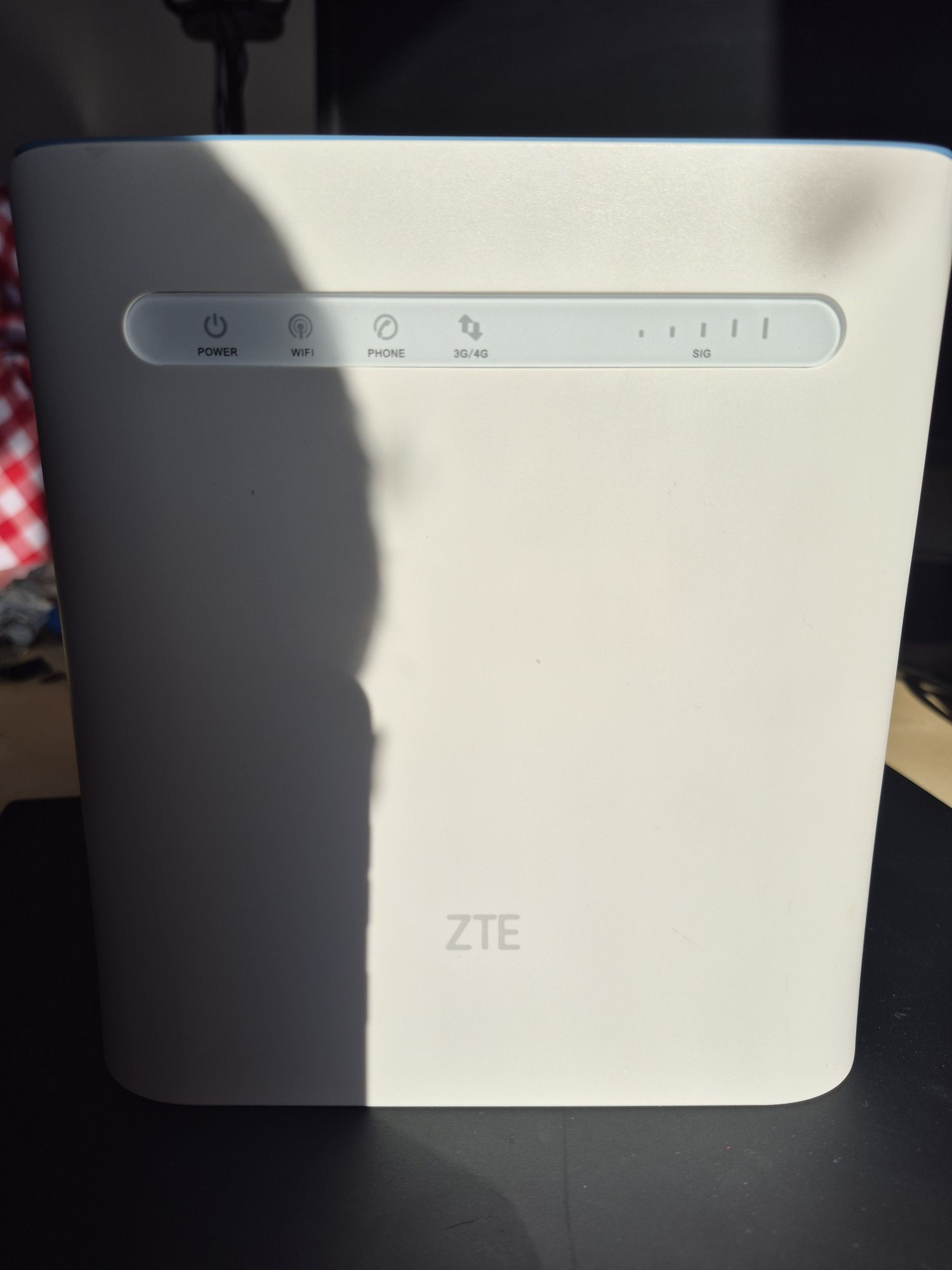 Router ZTE MF268D