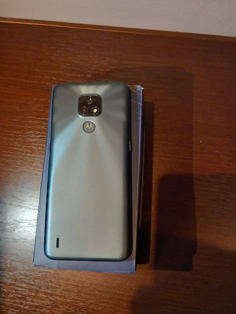 Nowa Motorola Moto E7