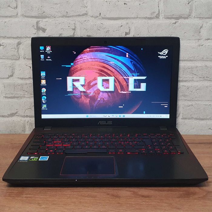 Игровой Asus ROG 15.6 •i7-7700HQ•GTX1050Ti•HDD + SSD• 16ОЗУ • Гарантія