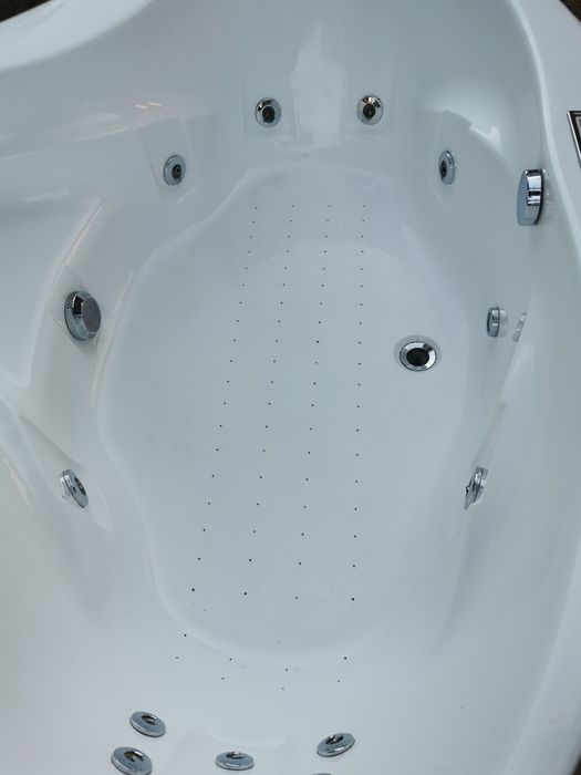 Jacuzzi balia basen