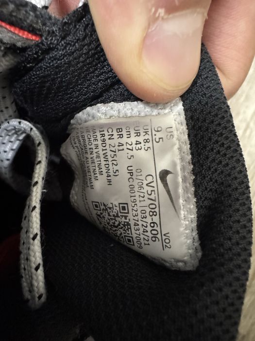 Продам штангетки Nike + сумка Nike у подарунок