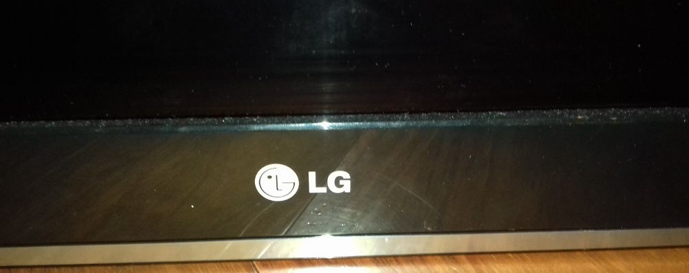 TV 32" LCD LG 32LK330 (ler anúncio)