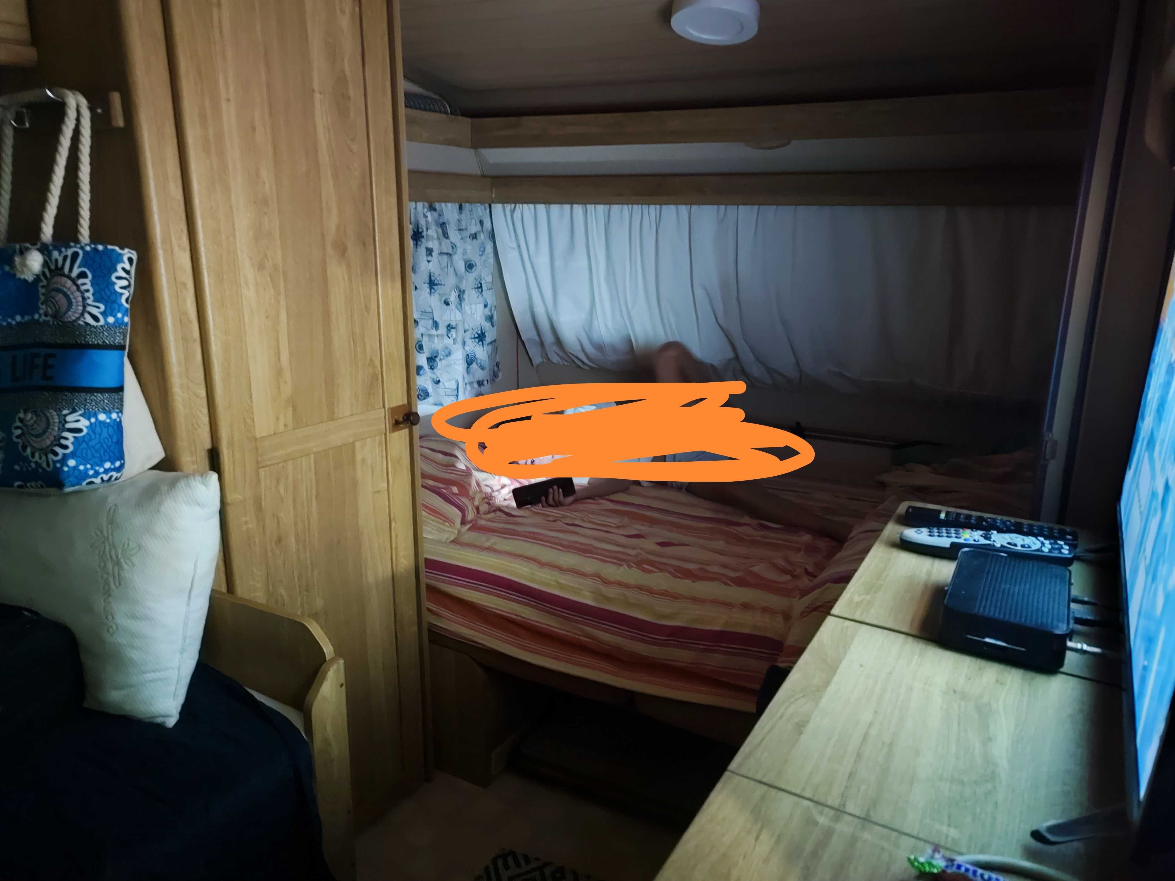 Vende se caravana com avançado