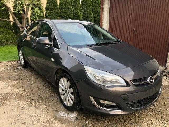 OPEL ASTRA J Benzyna + LPG 1.4 turbo