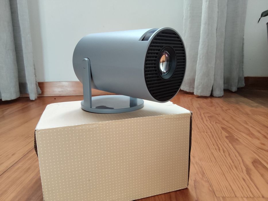 Projetor Magcubic HY300