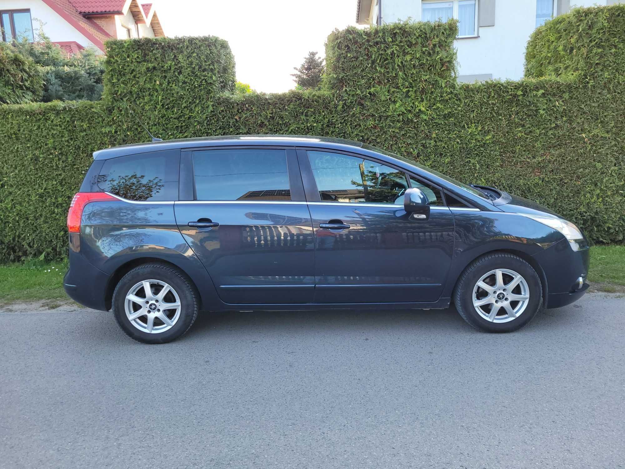 Peugeot 5008 1.6 E-hdi 113 KM Alu Klimatron Elektryka Nowy rozrząd !!